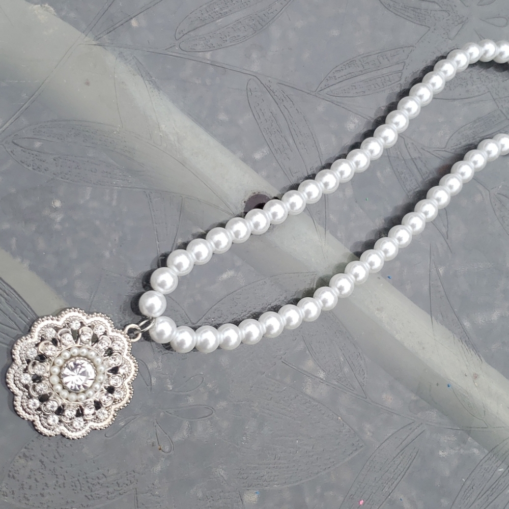 Pearl necklace